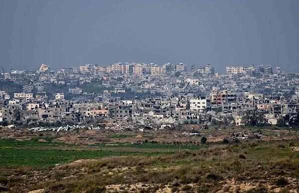 以色列军队袭击加沙难民营，致17人死亡 伤亡无休止
