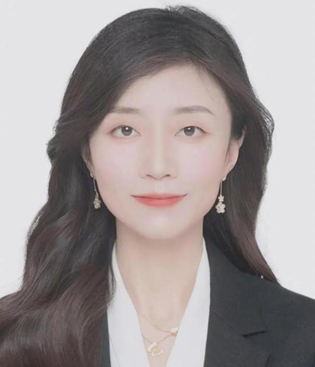 36岁女教授刘秀云回应担任985高校院长，感恩信任，平衡科研与行政工作