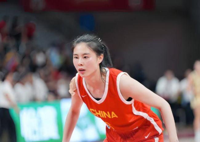 中国女篮不敌日本，残阵作战惜败