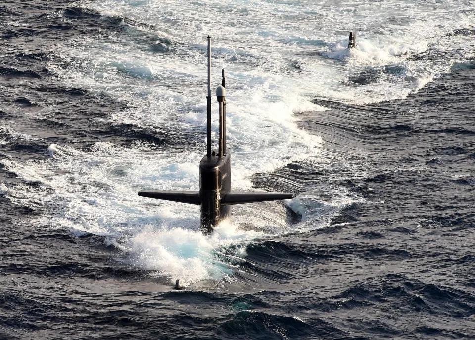 俄军最先进核潜艇现身加勒比海，最近时距美国海岸不到50公里！美军核潜艇出动，古巴：美国不请自来 第2张
