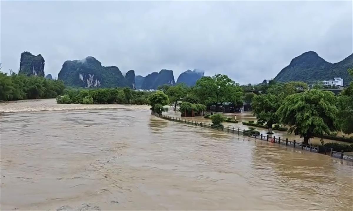 桂林暴雨致遇龙河水位突涨1米多：景区各码头已封航6天，恢复时间待定 第2张