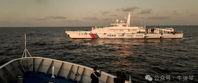 现场视频！菲维修加固非法“坐滩”军舰影像首度公开 第1张