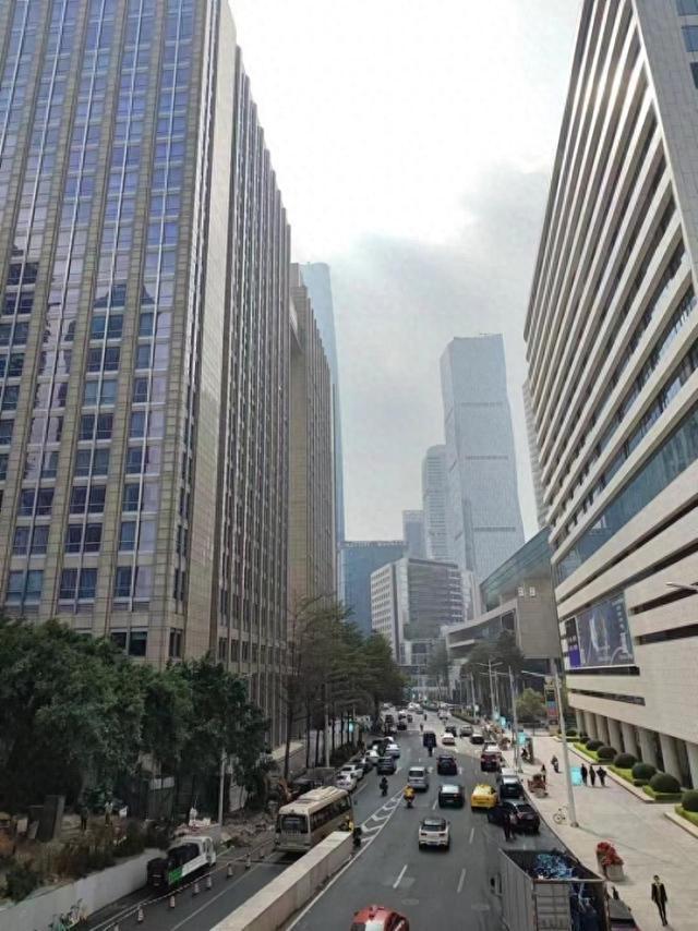 原广州房价下跌一年，外围区域跌幅高达40%，市中心下降30%原 第1张