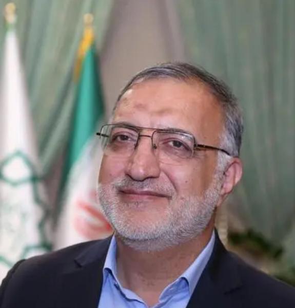 伊朗总统选举倒计时1天，他临阵退选 第3张