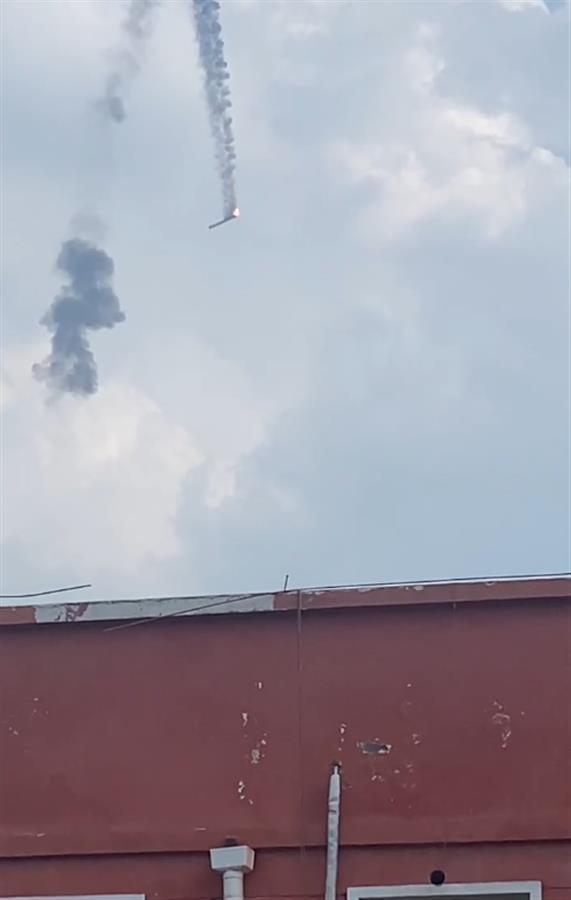 河南巩义一火箭坠落爆炸，当地暂未接到人员伤亡报告，村民：发射前已提前疏散 第1张